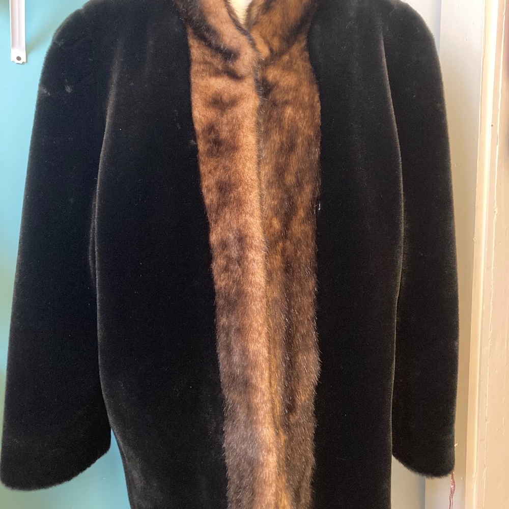 Olympia LTD faux fur black jacket- Sz M- Classic coat silhouette